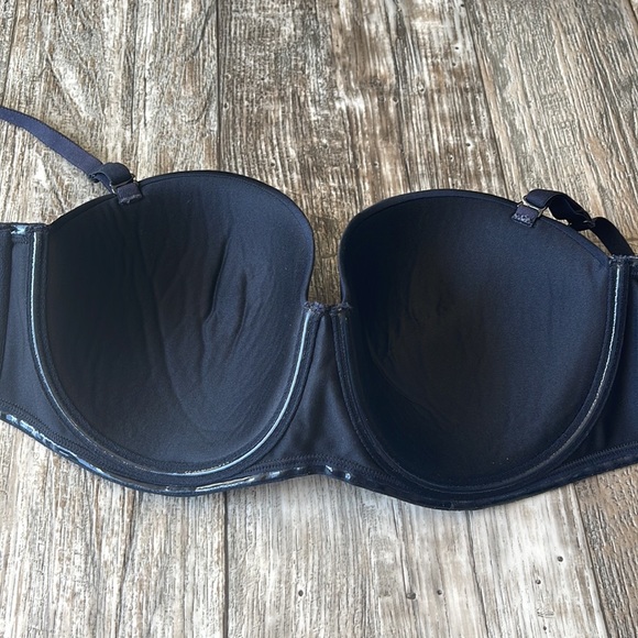 VANITY FAIR BLACK UNDERWIRE BRA, 38D - Picture 4 of 16